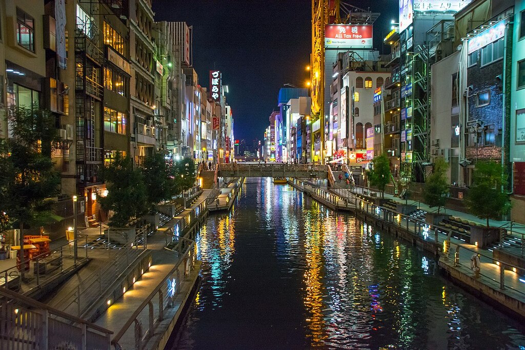 <div class="fn">
Osaka Tonbori River</div>