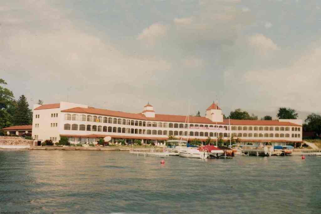 Lake Wawasee Seminary