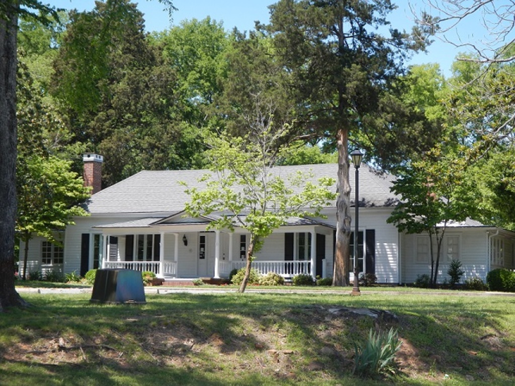Hunter-Dearborn House, Hwy 5N, Bryant, AR